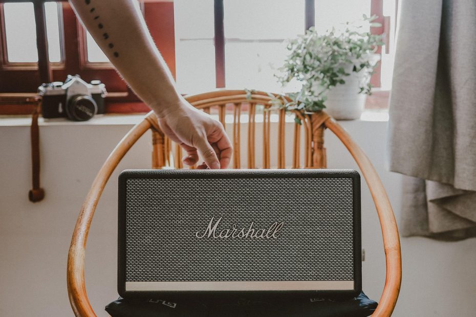 Cara Kalibrasi Bluetooth Audio Agar Tidak Lag Saat Nonton (Panduan 2026)