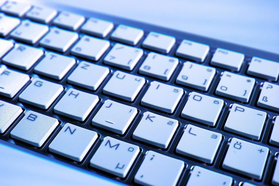 Perbandingan Keyboard Mekanik vs Membrane untuk Kerja Sehari-hari: Mana yang Layak?